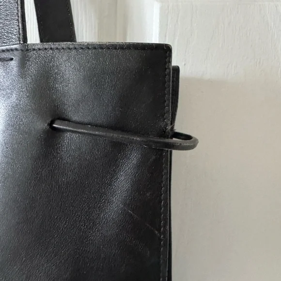 Vintage Gucci Purse, Black, Double Strap, inside zip pocket used - Picture 6 of 10